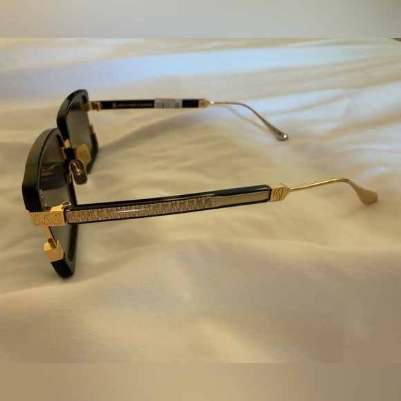 Anna-Karin Karisson The Handsome Sun Elegant Black Square Sunglasses - Picture 3 of 5